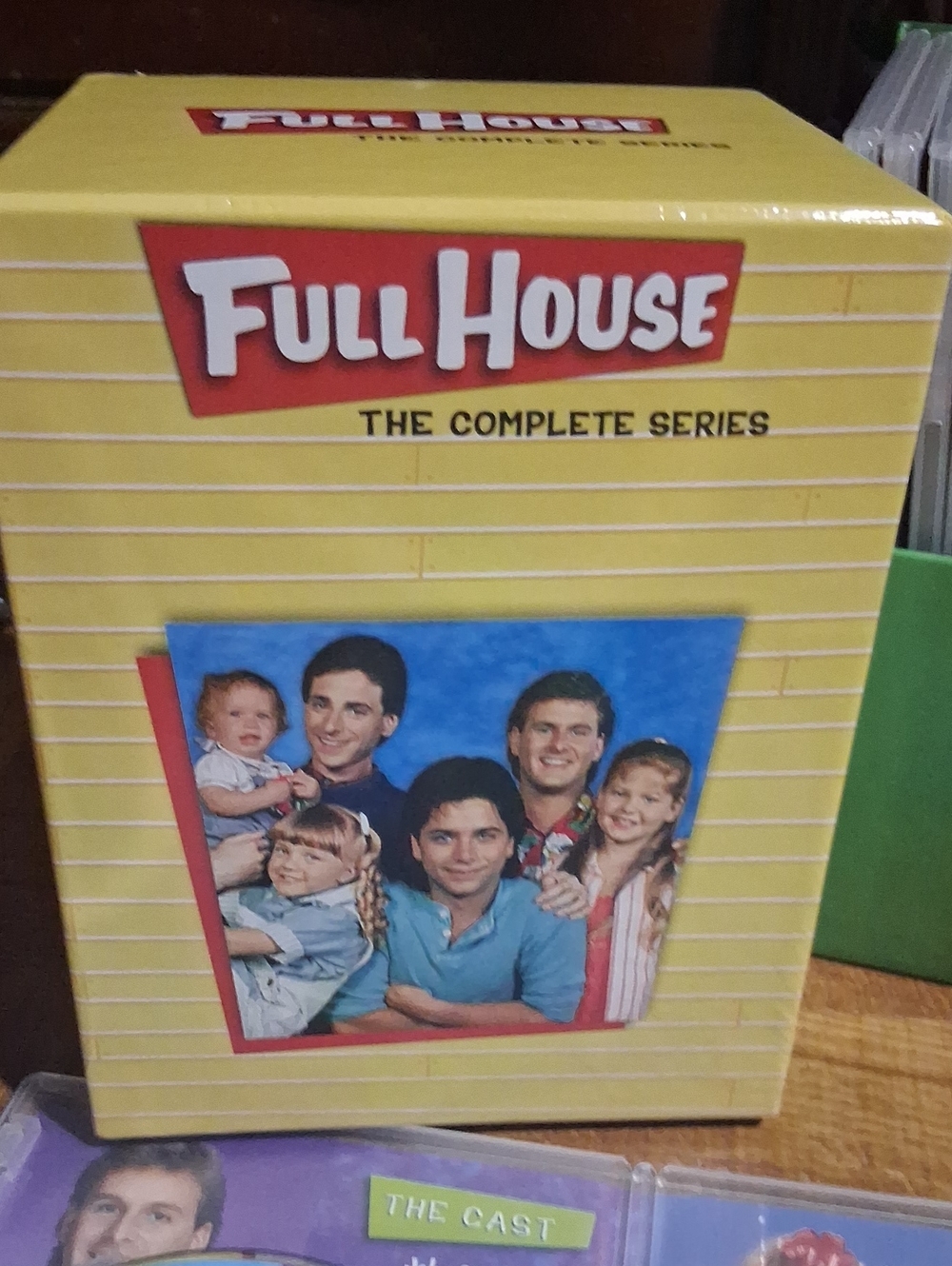 Warner Bros. Full House Complete Series Box - Yellow with Red & Blue Accents